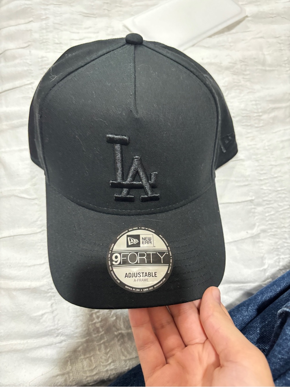 New Era Black Los Angeles 9FORTY Adjustable Cap